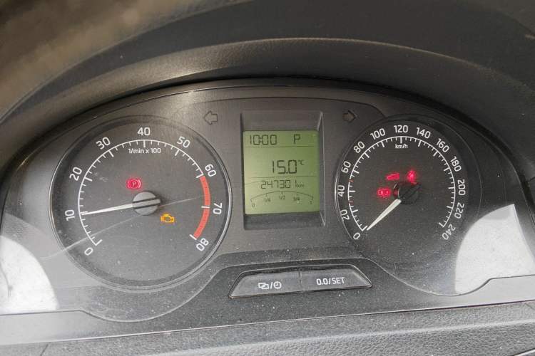 Used Skoda Rapid 2013 1.6L Automatic Smart Selection Model Odometer Close Up