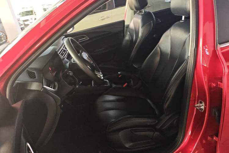 Used Roewe i5 2019 1.5L Manual 4G Connectable Langhao Edition
