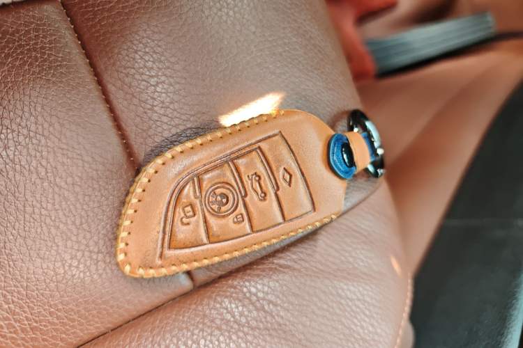 Used BMW X5 2015 xDrive28i
