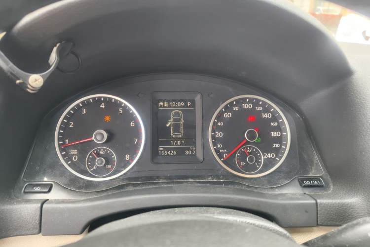 Used Volkswagen Tiguan 2010 1.8TSI Automatic All-Wheel-Drive Elite Edition Instrument Cluster