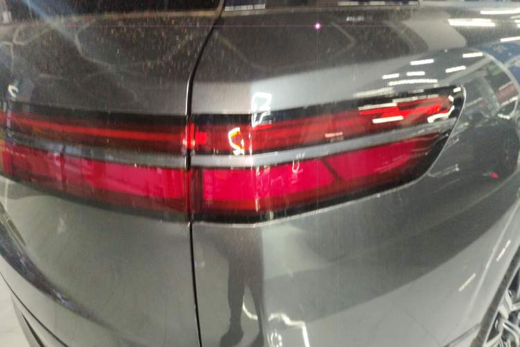 Used Denza N9 2025 Prestige Version
