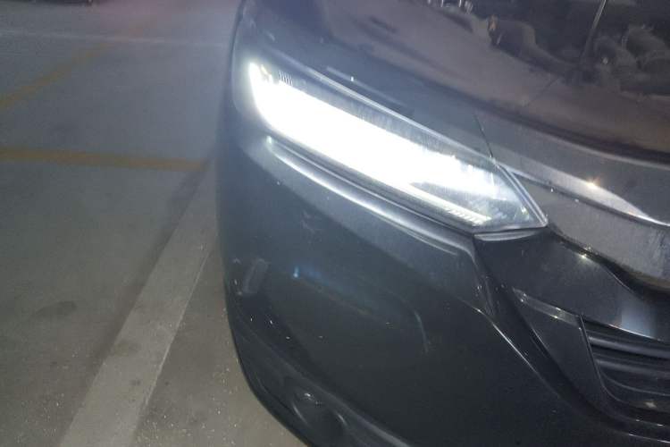 Used Honda Breeze 2021 240TURBO CVT Front-Wheel Drive Elite Edition Right Front Headlight