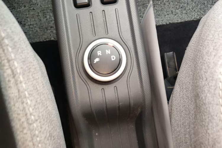 Used Wuling Hongguang MINIEV 2022 Macaron Premium Model – Lithium Iron Phosphate
