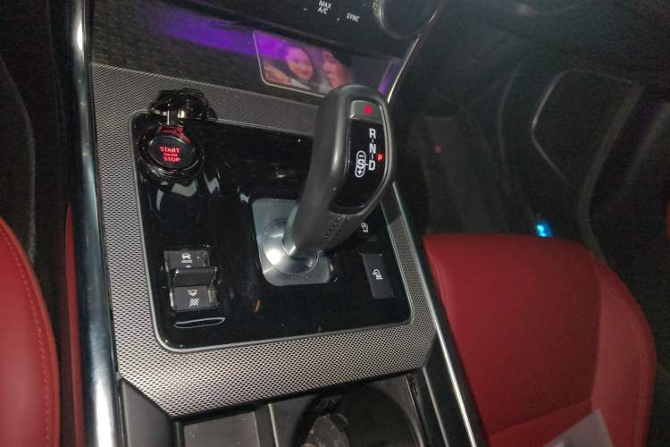 Used Jaguar XEL 2020 2.0T 200 PS R-DYNAMIC S Advanced Sport Edition
