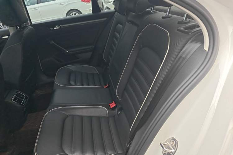 Used Volkswagen Lamando 2019 280TSI DSG Luxury Edition China V Standard
