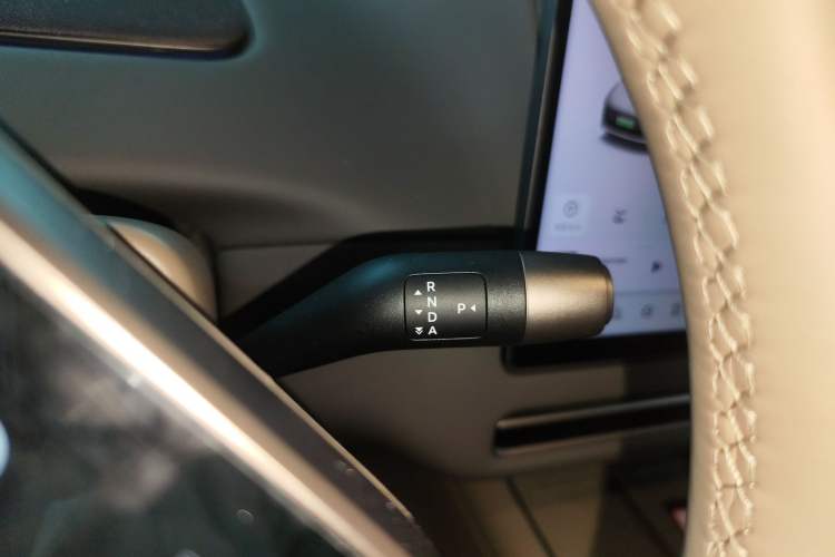 Used Li Auto Li Auto i6 2025 Model Two-Wheel-Drive Standard Type