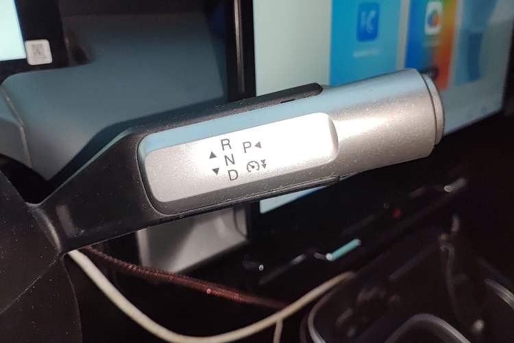 Used AION Y 2023 Plus 510 Enjoy Edition Gear Lever