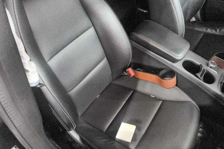 Used Mercedes-Benz GLA 2015 GLA 200 Fashion Model
