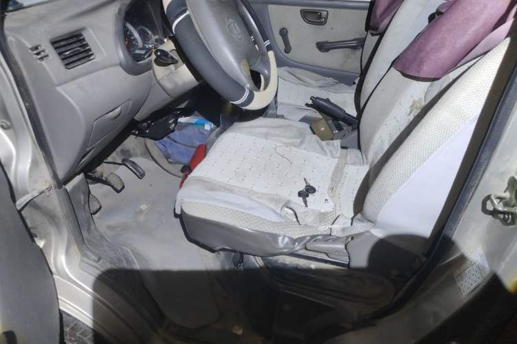 Used CHANGAN KAICHENG Star 2 2012 1.0L Base Version JL466Q9 Left Front Seat