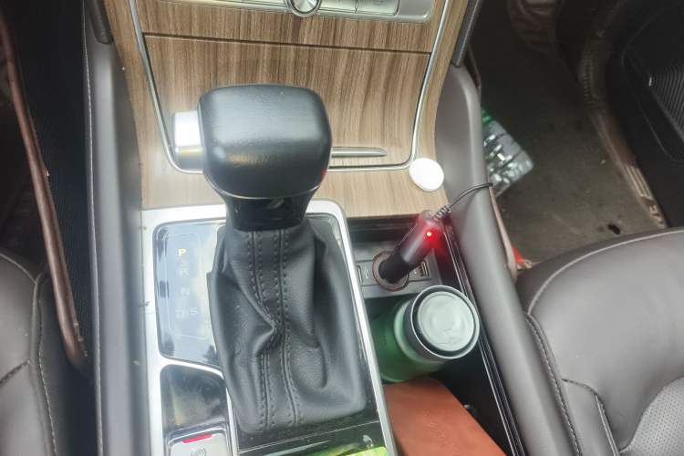 Used Roewe RX8 2018 30T Smart Connectivity Two-Wheel Drive Supreme Edition