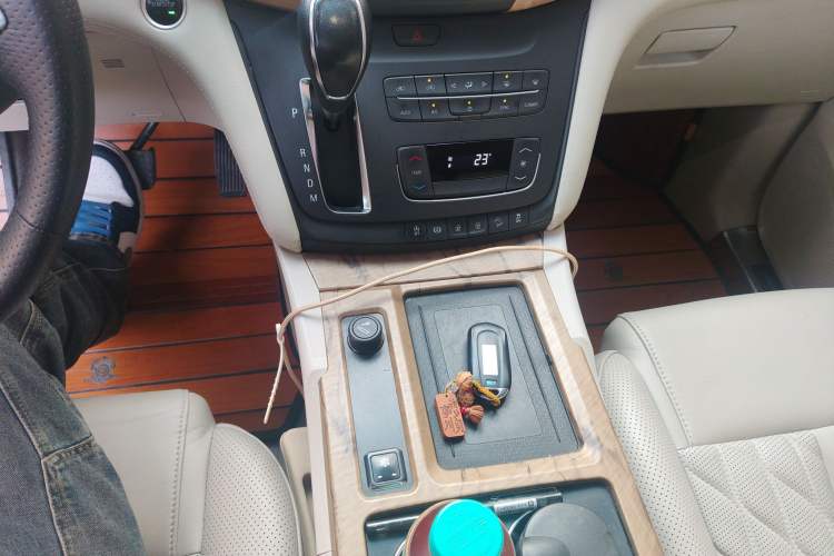 Used Buick GL8 2018 ES 28T Comfort Model China VI Standard
