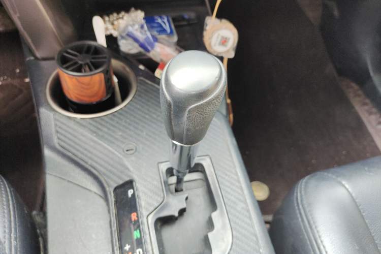 Used Toyota RAV4 2013 2.0L CVT Two-Wheel Drive Urban Edition