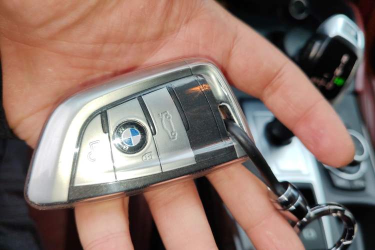 Used BMW X6 2011 xDrive35i
