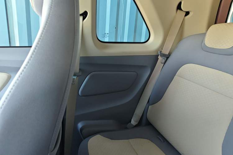 Used Dongfeng Fengon MINIEV 2022 Candy Edition Half-Sugar