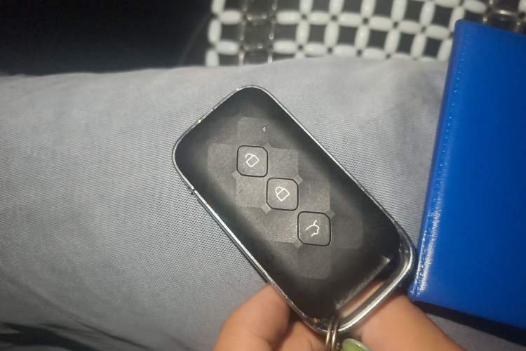 Used Wuling Xingguang 2024 Co-Creation Edition 510 Advanced Model Vehicle Key