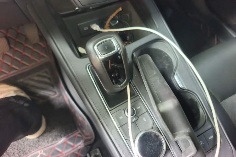 Used Cadillac XT4 2018 28T Two-Wheel Drive Tech Version