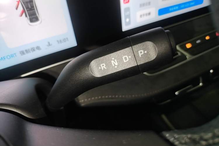Used Roewe D7 2025 DMH 125km World Champion Excellence Edition
