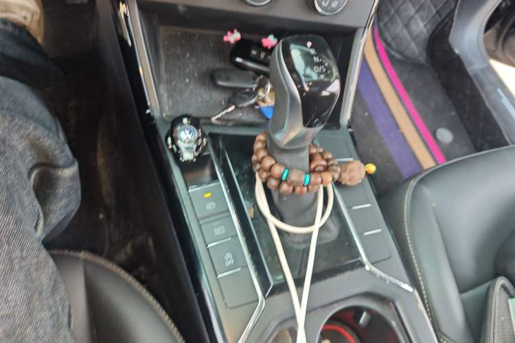 Used Volkswagen Passat 2023 Revised Version 280TSI Business Edition Gear Lever