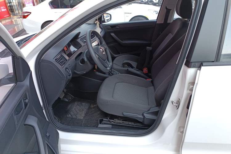 Used Volkswagen Santana 2021 1.5L Automatic Fashion Edition