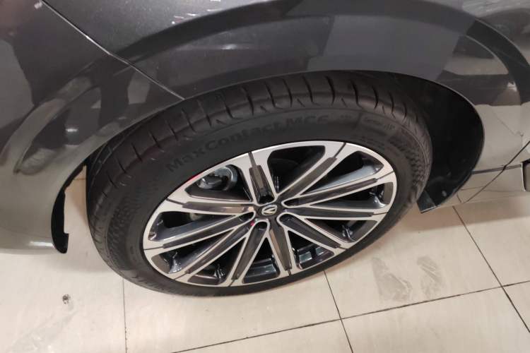 Used CHANGAN UNI-K 2024 2.0T Two-Wheel Drive Global Edition