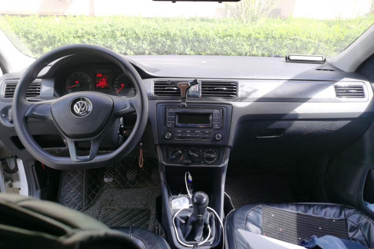 Used Volkswagen Santana 2016 1.6L Manual Fashion Edition