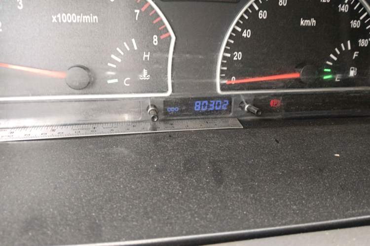 Used Dongfeng Shuaike 2011 1.6L Manual Commercial 5-Seater