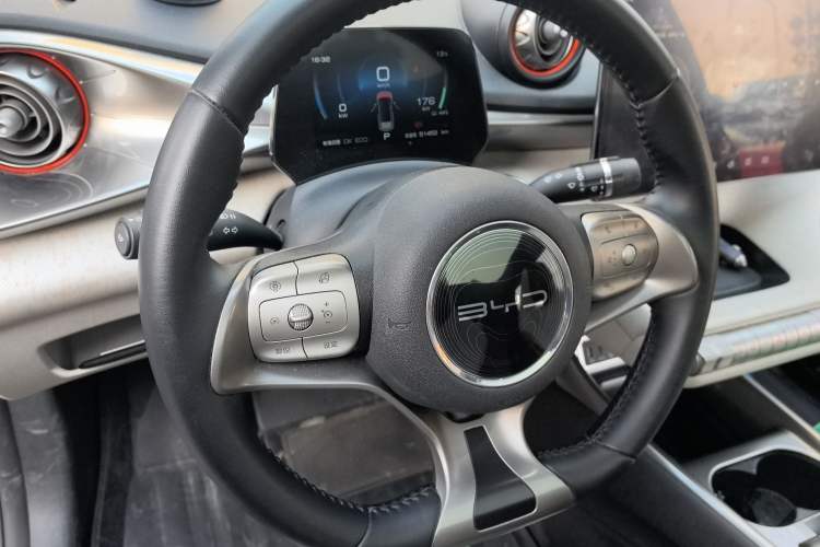 Used BYD Dolphin 2021 405 km Fashion Edition