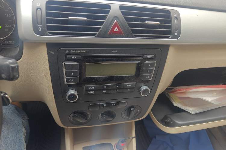 Used Volkswagen Bora 2012 1.6L Automatic Fashion Edition