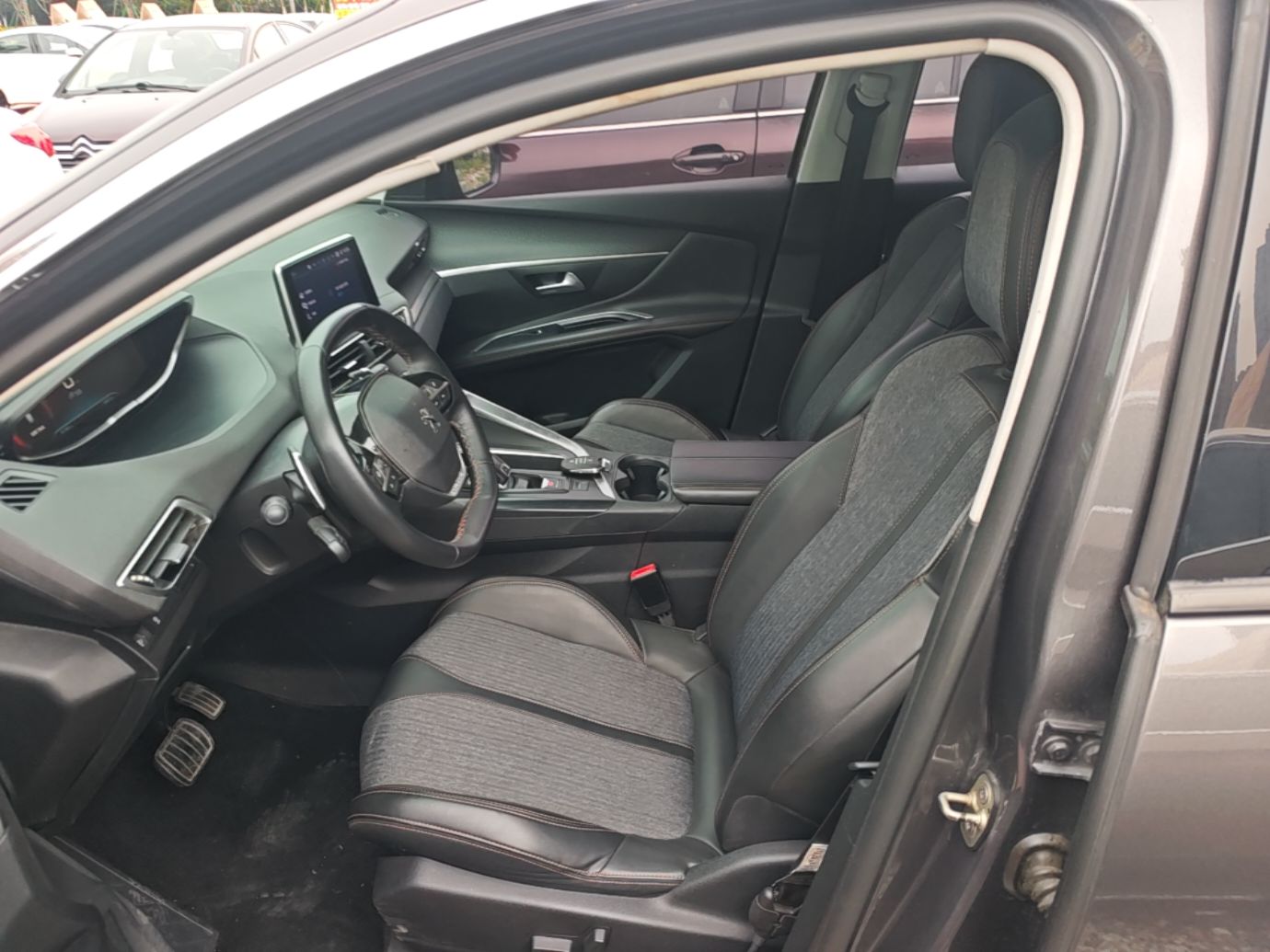 Avant de la voiture