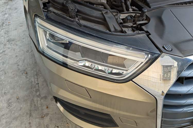 Used Audi Q3 2017 30 TFSI Fashion Model