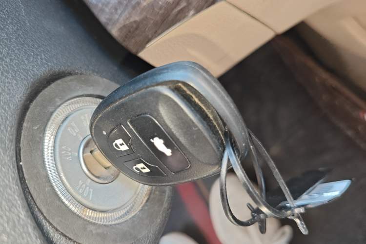 Used CHANGAN Raeton 2014 1.8T Automatic Elite Anniversary Edition China IV Standard