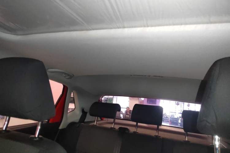 Used Volkswagen Polo 2016 1.6L Automatic Comfort Model Headliner