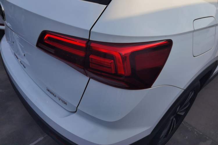 Used Volkswagen Tharu 2022 280TSI Two-Wheel-Drive Luxury Edition
