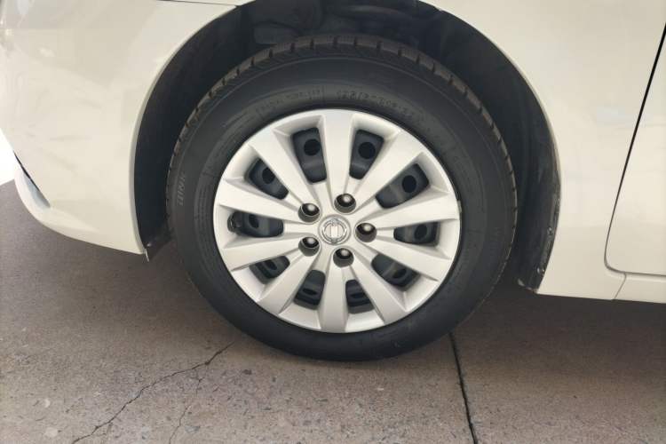 Used Nissan Sylphy 2021 Classic 1.6XE CVT Exclusive Edition Exterior 1