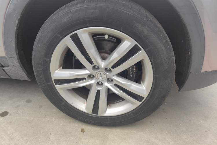 Used Zotye T700 2017 1.8T Dual-Clutch Luxury Model