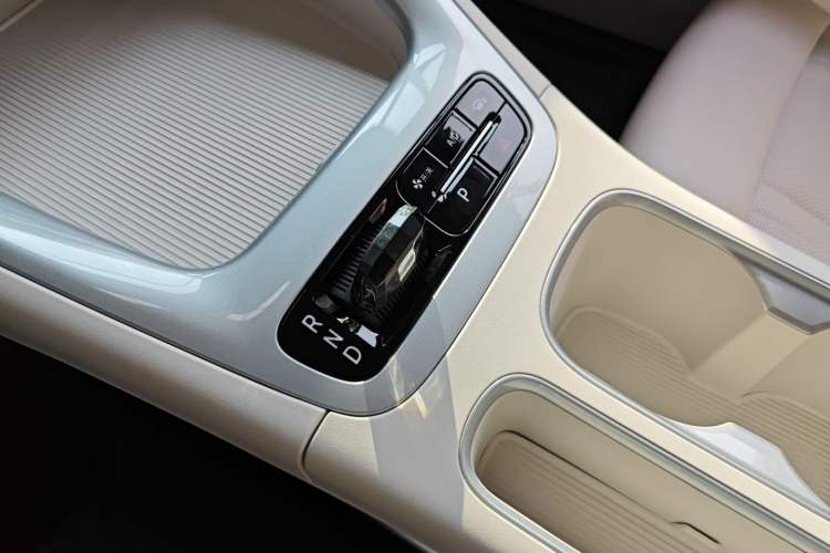 Used Geely Galaxy Geome 2025 310km Youth Edition
