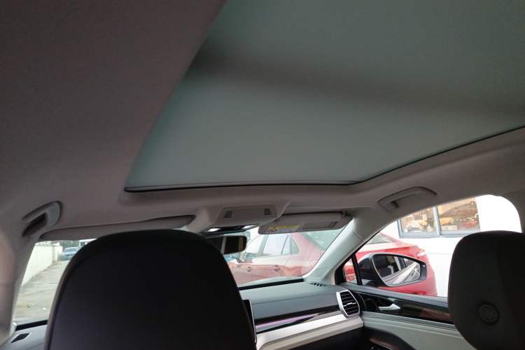 Used Volkswagen ID.6 CROZZ 2021 Revised Version Long-Range PRO Edition Headliner