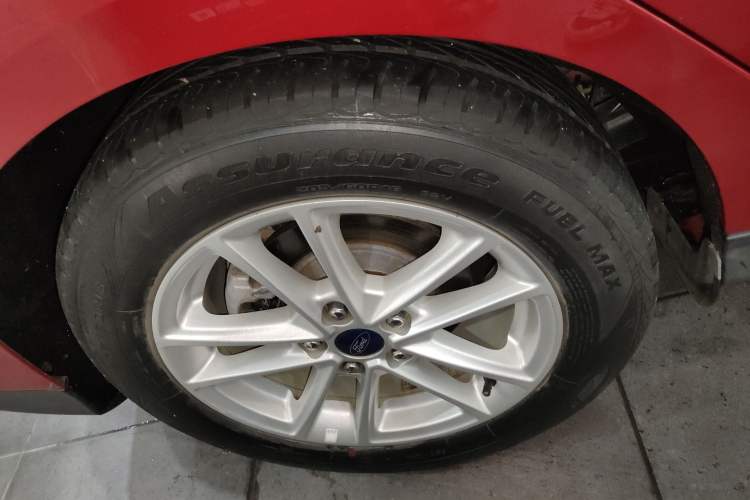 Used Ford Focus 2015 Sedan 1.6L Automatic Trend Model