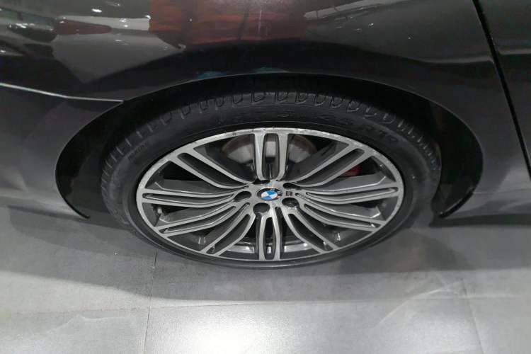 Used BMW 5 Series 2018 Restyled 530Li Leading Edition M Sport Package