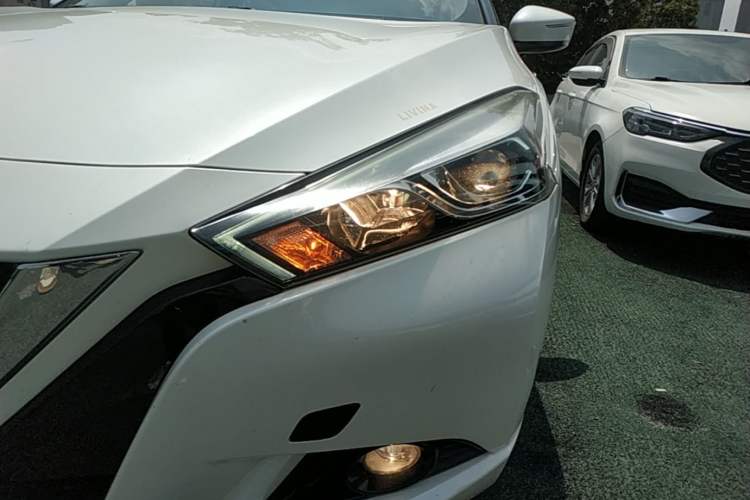 Used Nissan Lannia 2016 1.6L CVT Smart Cool Edition Left Front Headlight