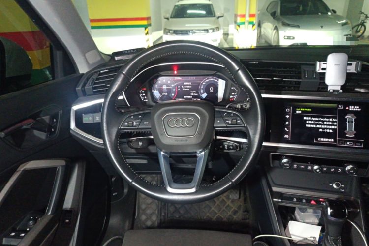Used Audi Q3 2021 35 TFSI Progressive Dynamic Edition
