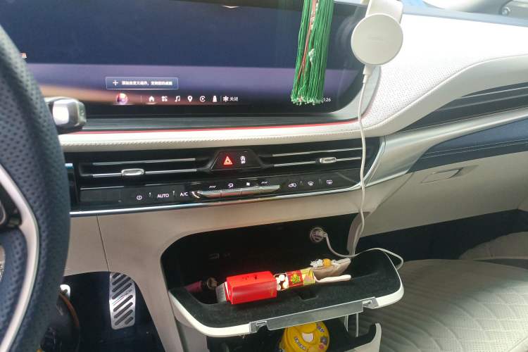 Used Buick Century 2023 2.0T Seven-Seater Yinshi Edition
