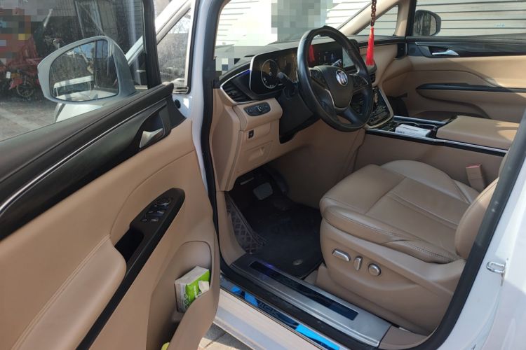 Used Buick GL8 2021 ES Land Cruiser 653T Luxury Edition
