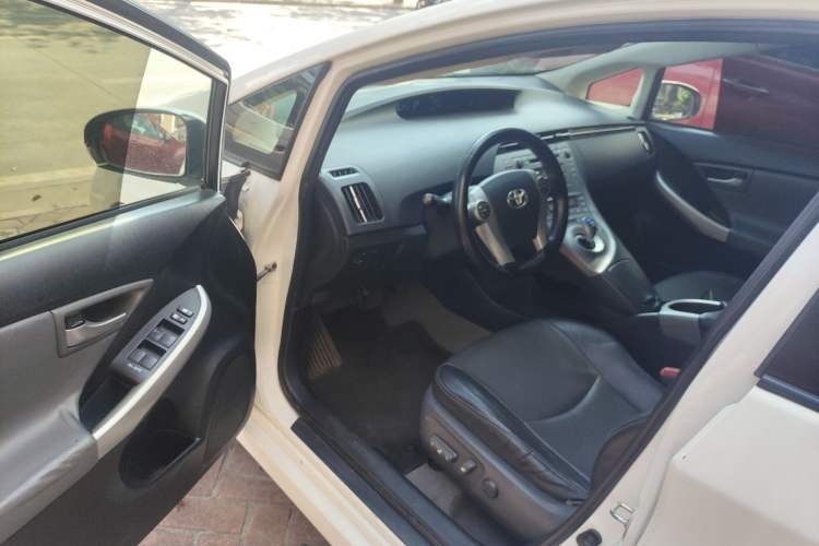 Used Toyota Prius 2012 1.8L Luxury Edition Driver Seat