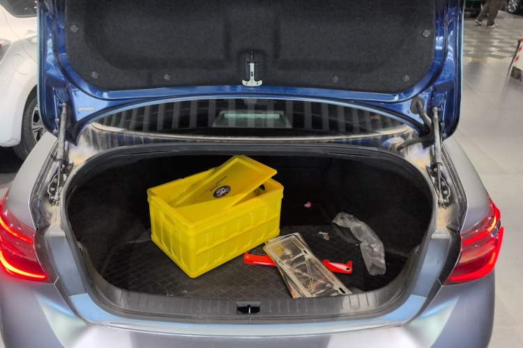 Used Infiniti Q50L 2018 2.0T Comfort Edition China VI Standard