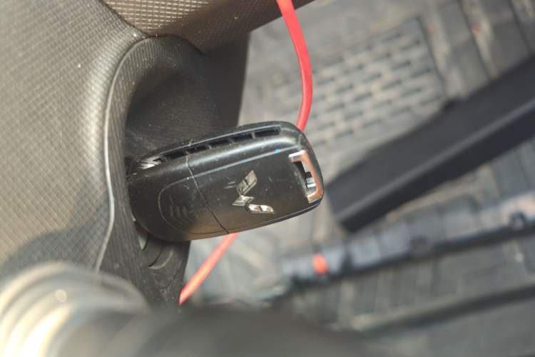 Used Wuling Hongguang MINIEV 2021 Macaron Fashion Model Lithium Iron Phosphate Vehicle Key