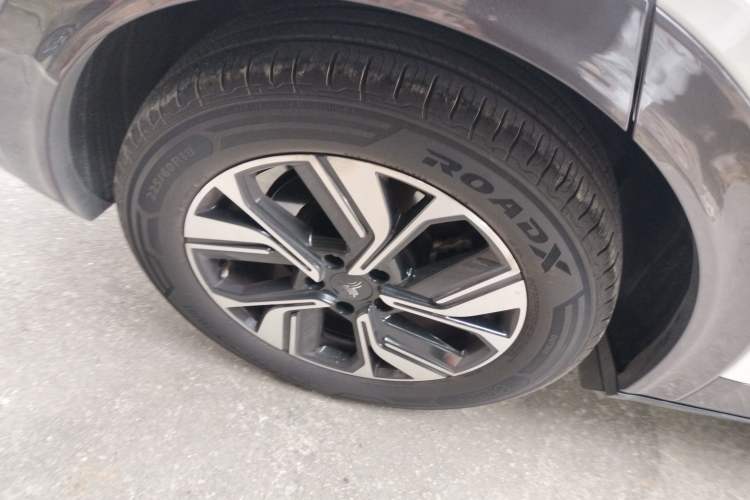 Used NETA U 2023 NETA U-Ⅱ 400 U-SHOW Edition Lithium-Ion Battery Right Rear Wheel Hub