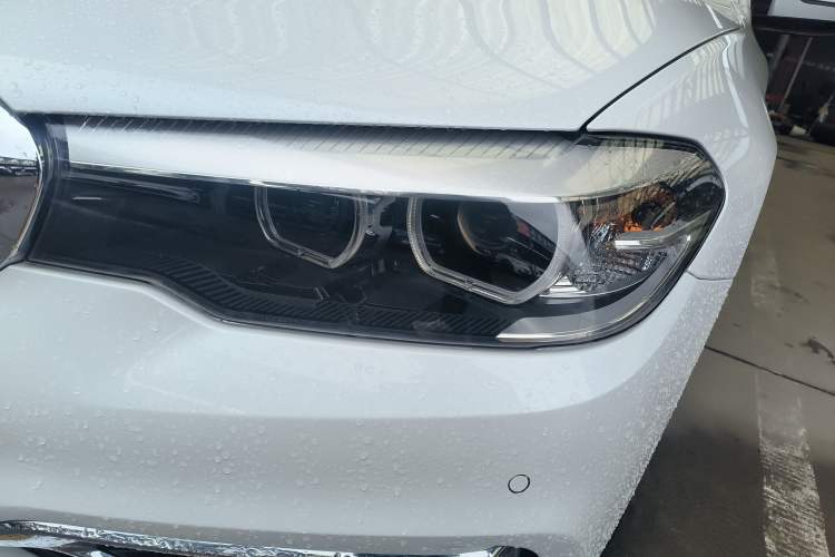 Used BMW 5 Series 2018 530Li Leading Edition Luxury Package