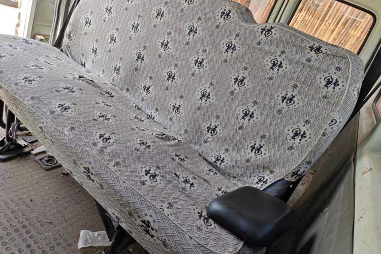 Used Ford Classic Transit 2013 2.8T Facelifted Diesel Van - Short Wheelbase Mid-Roof Model JX493ZLQ4