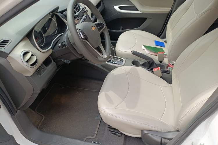 Used Chevrolet Sail 2015 Sail 3 1.3L AMT Ideal Edition Left Front Seat